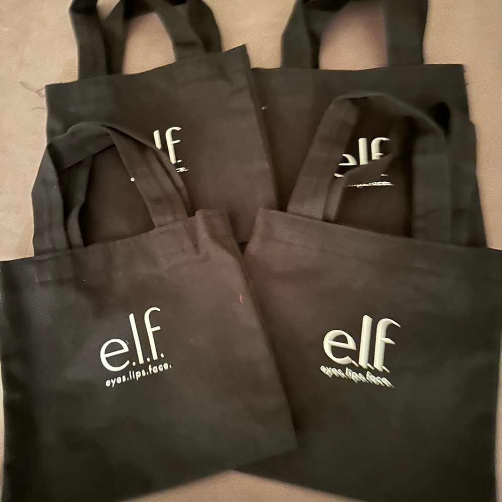 Set of 4 elf cosmetic bags new